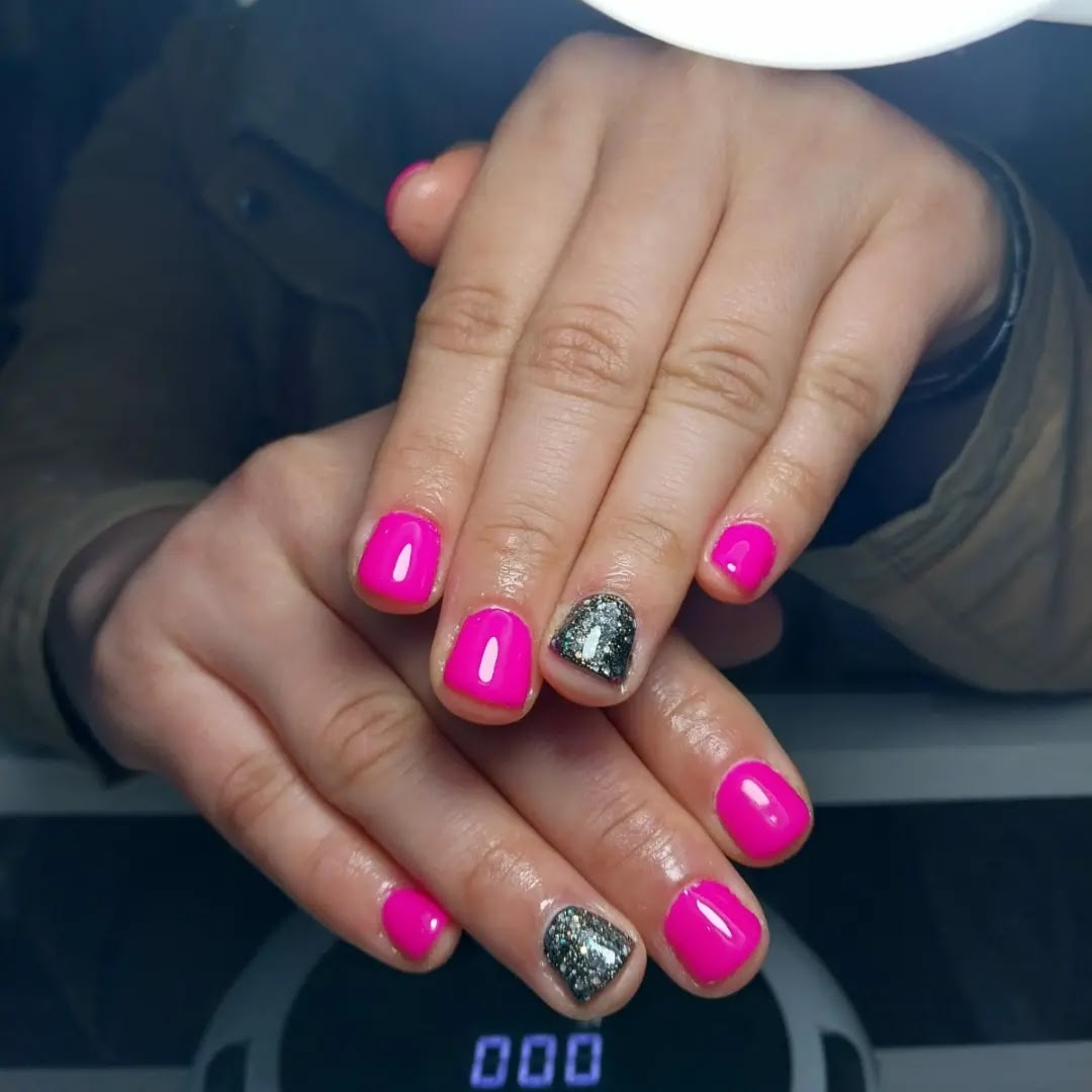 Trabajo de uñas realizado en Boracay Estética